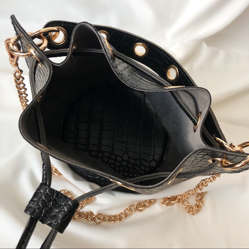 Croc Bucket Bag - Picture 6 of 8